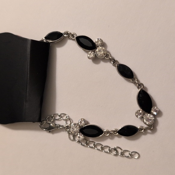 Paparazzi Bracelet And 2 Hoop Earring Lot - Picture 4 of 4